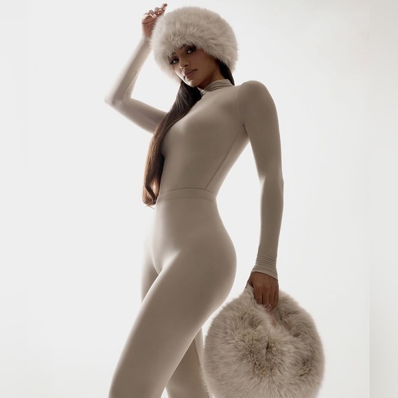 Naked Wardrobe Faux Fur Plush Headband - Picture 15 of 17